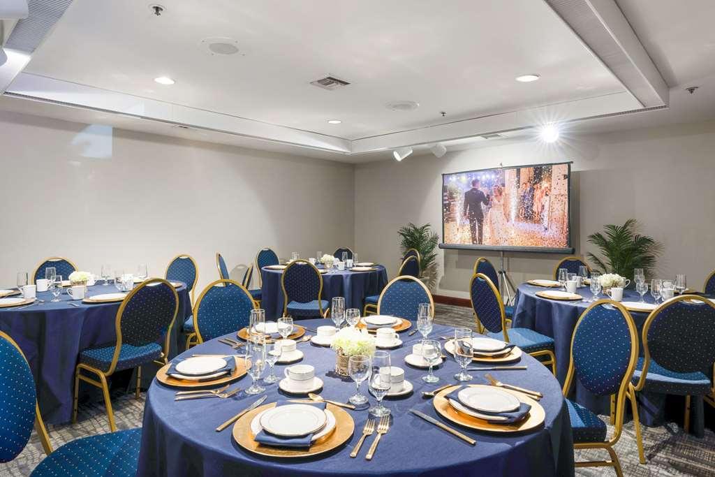 Chase Suites Brea-Fullerton - North Orange County Facilidades foto